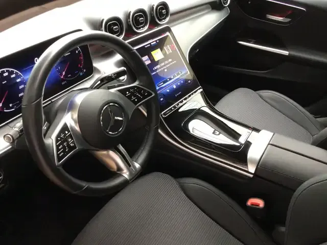 Mercedes-Benz C 180