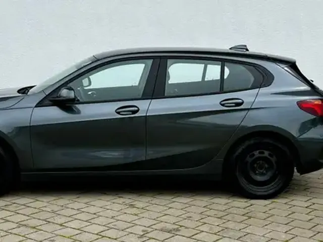 BMW 118