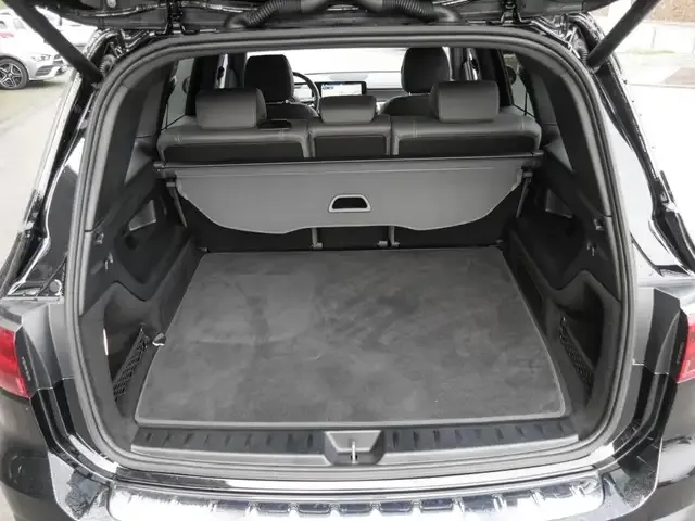 Mercedes-Benz EQB 300