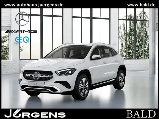 Mercedes-Benz GLA 220