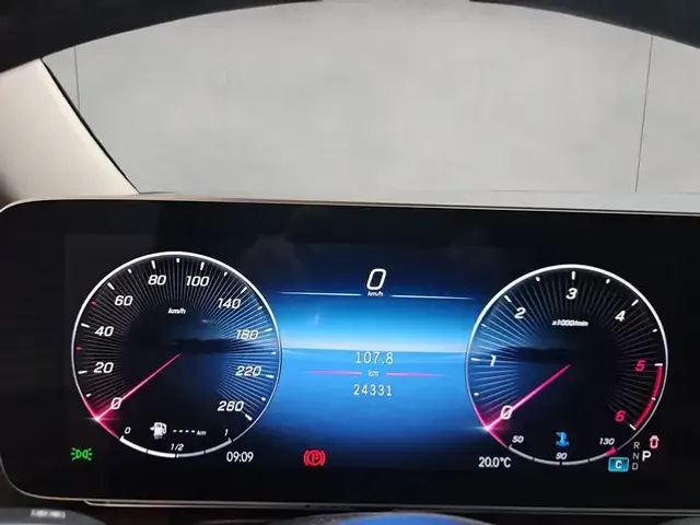 Mercedes-Benz V 250