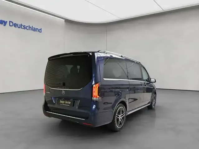 Mercedes-Benz V 250