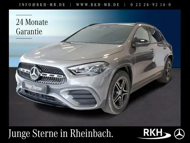 Mercedes-Benz GLA 200