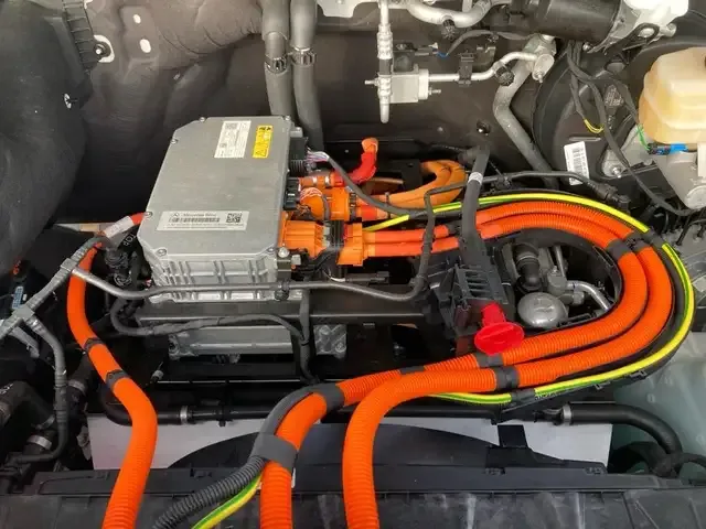 Mercedes-Benz Sonstige