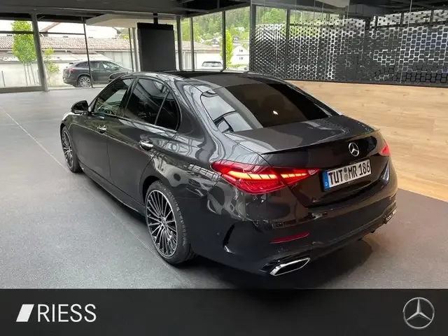 Mercedes-Benz C 220