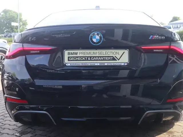 BMW i4