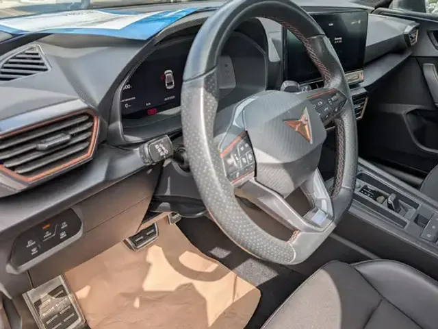 CUPRA Leon