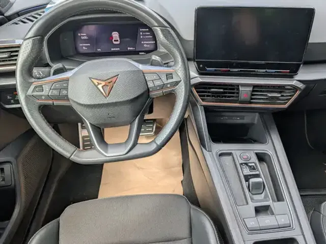 CUPRA Leon