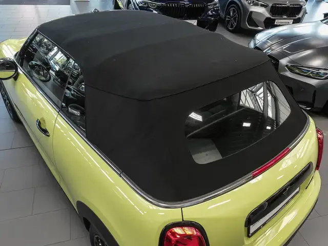 MINI Cooper Cabrio