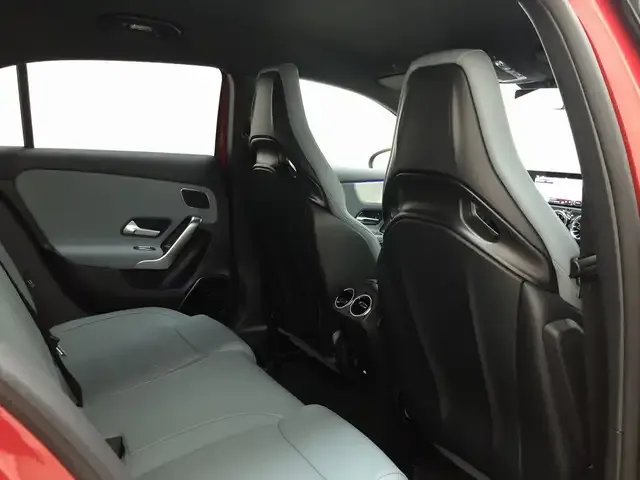 Mercedes-Benz A 45 AMG