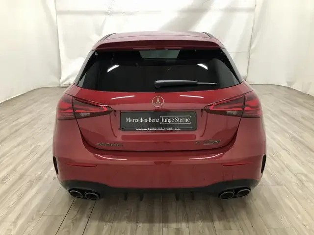 Mercedes-Benz A 45 AMG