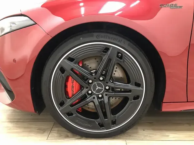 Mercedes-Benz A 45 AMG