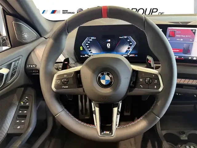 BMW 235