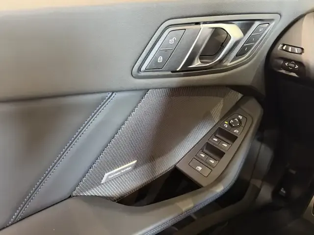 BMW 235