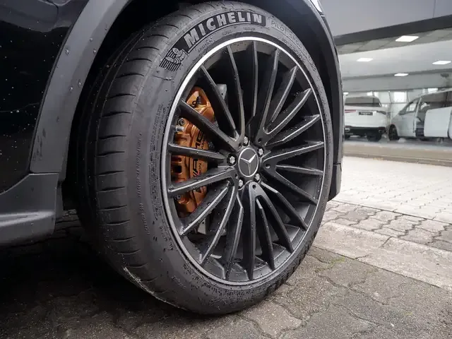 Mercedes-Benz GLC 63 AMG