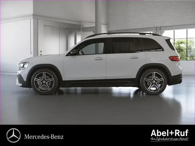 Mercedes-Benz GLB 220