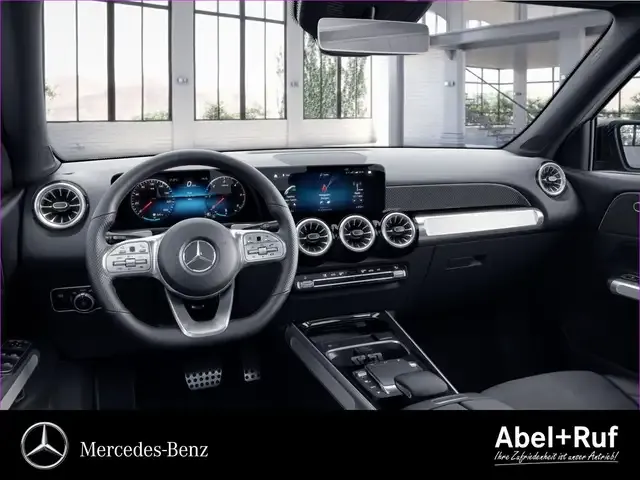 Mercedes-Benz GLB 220