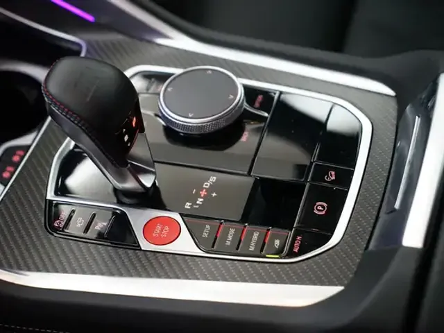 BMW XM