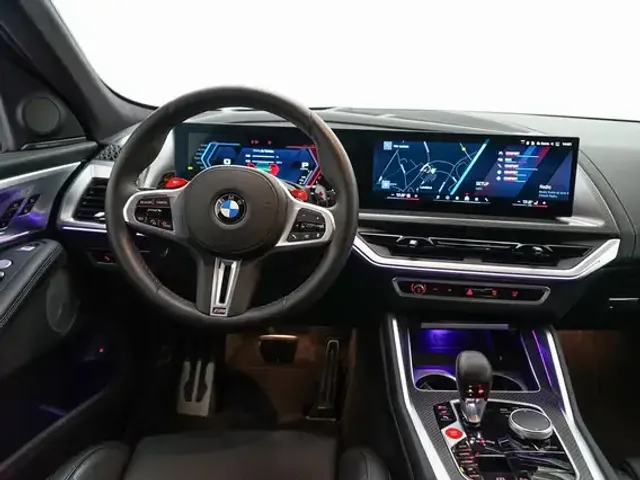 BMW XM