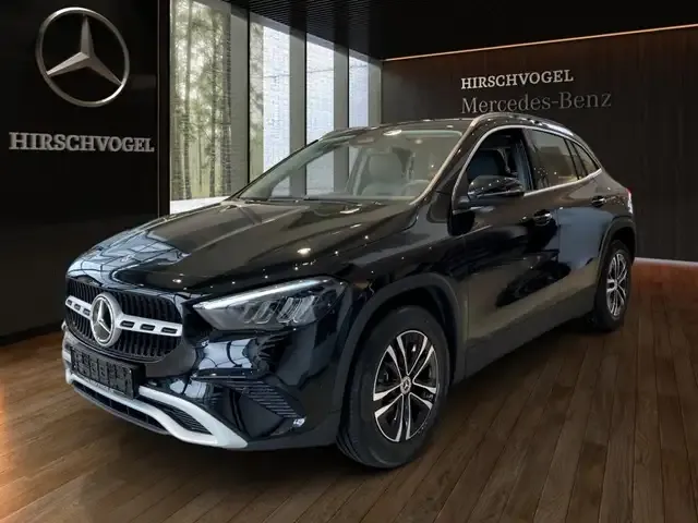 Mercedes-Benz GLA 180