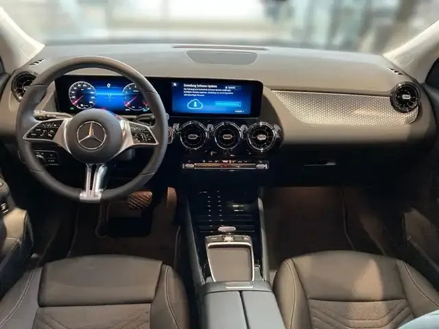 Mercedes-Benz GLA 180