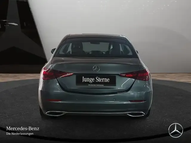 Mercedes-Benz C 180
