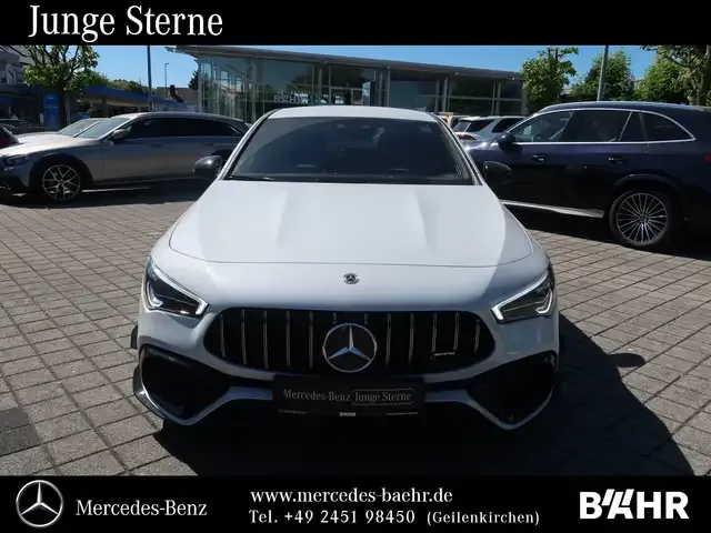 Mercedes-Benz CLA 45 AMG