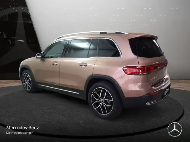 Mercedes-Benz EQB 350