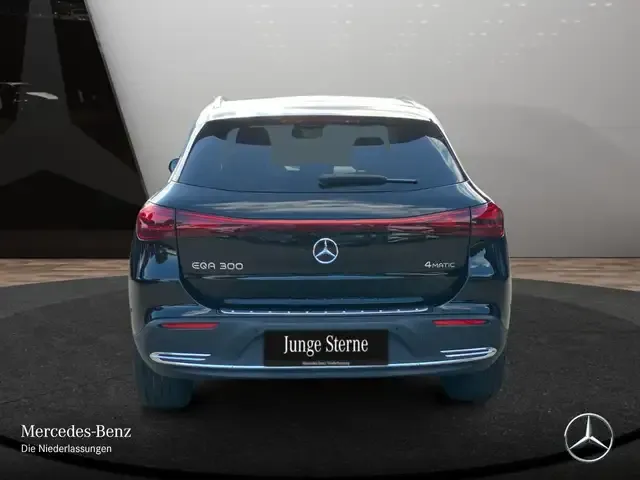 Mercedes-Benz EQA 300