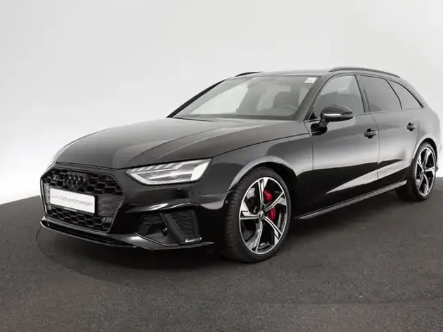 Audi S4