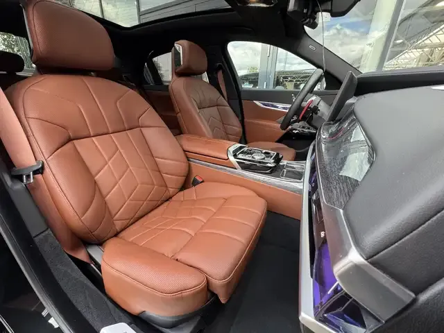 BMW 760