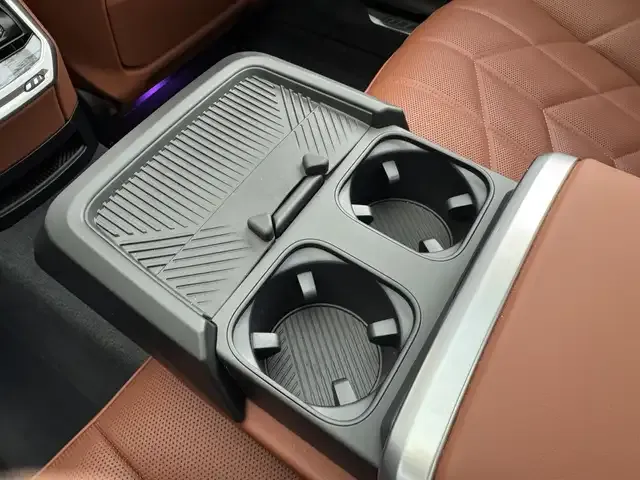 BMW 760
