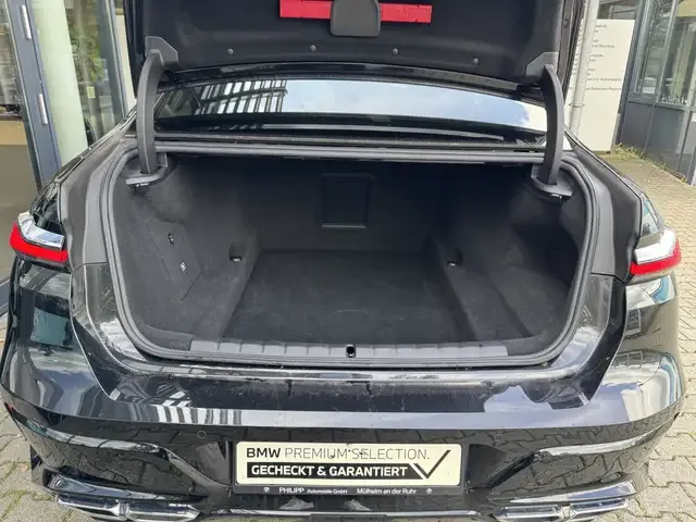 BMW 760