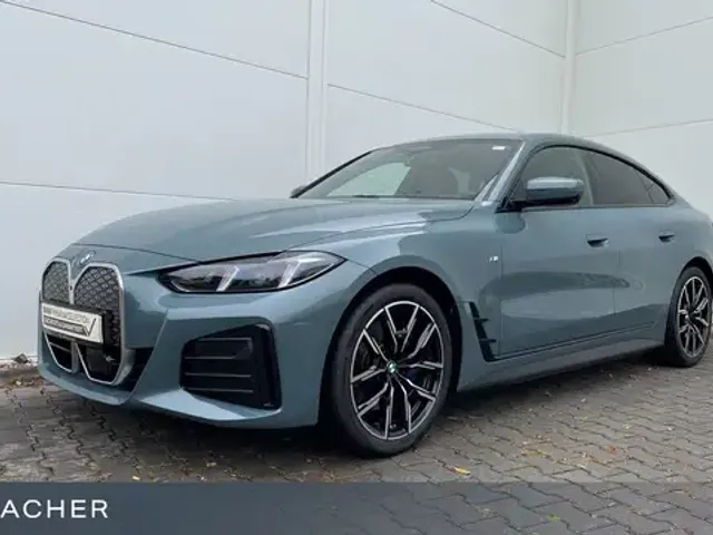 BMW 440