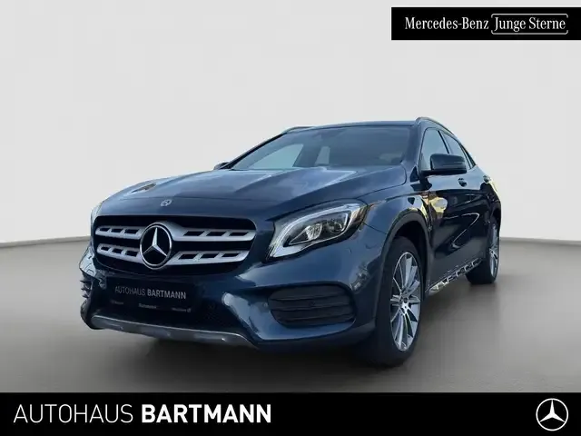 Mercedes-Benz GLA 200
