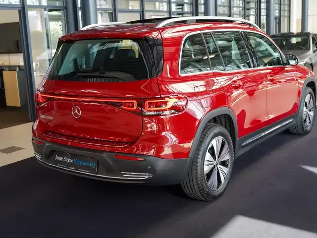 Mercedes-Benz EQB 250