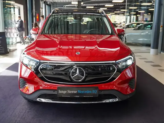 Mercedes-Benz EQB 250
