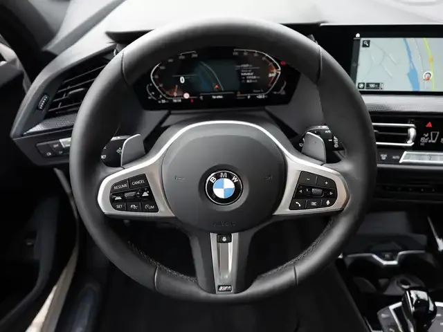 BMW 128