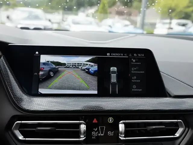 BMW 128