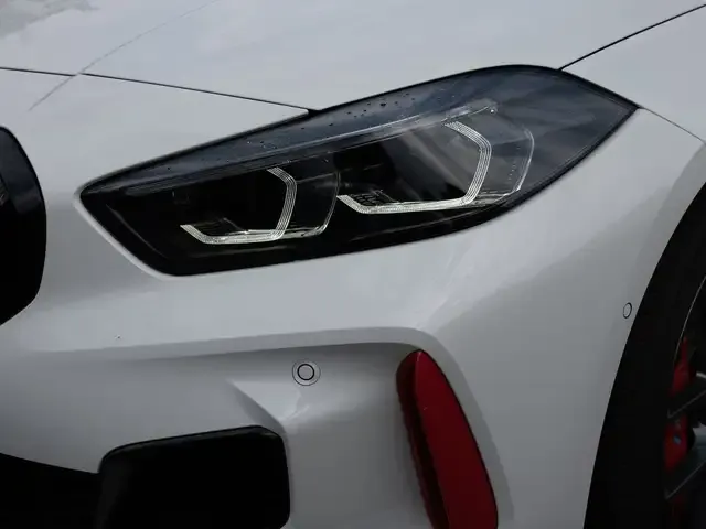 BMW 128
