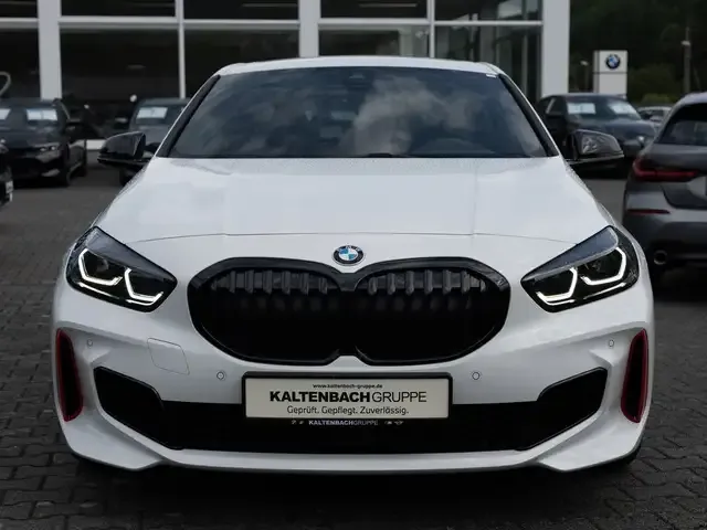 BMW 128