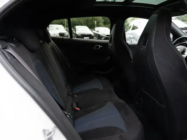 BMW 128