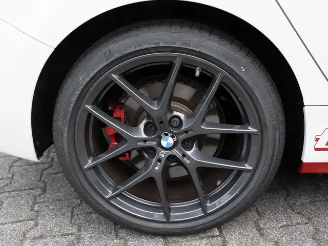 BMW 128
