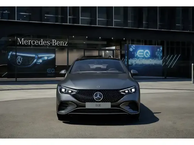 Mercedes-Benz EQE 350