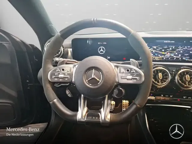 Mercedes-Benz CLA 45 AMG