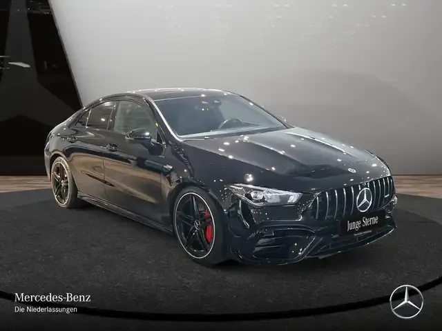 Mercedes-Benz CLA 45 AMG