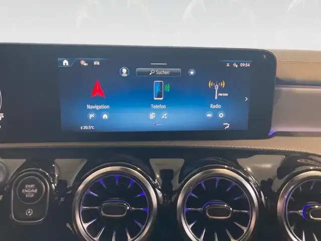 Mercedes-Benz CLA 200