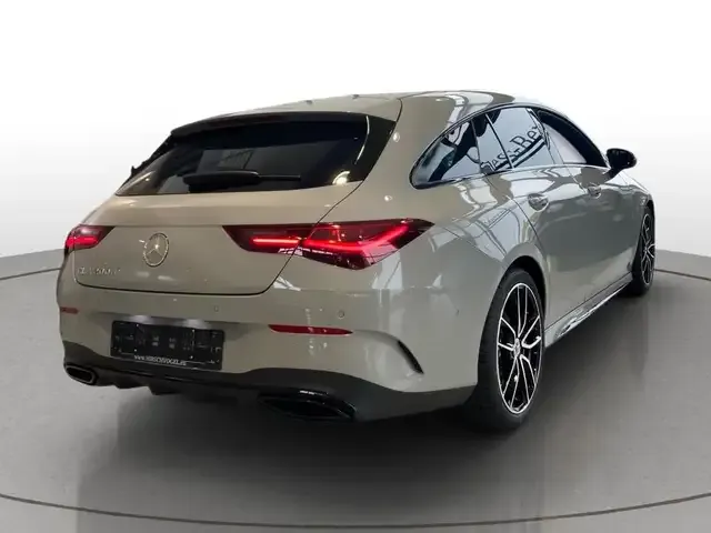 Mercedes-Benz CLA 200