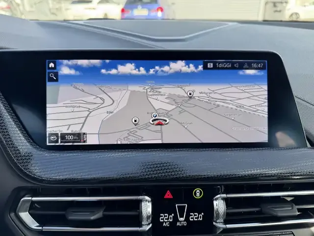 BMW 118