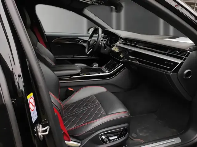 Audi S8